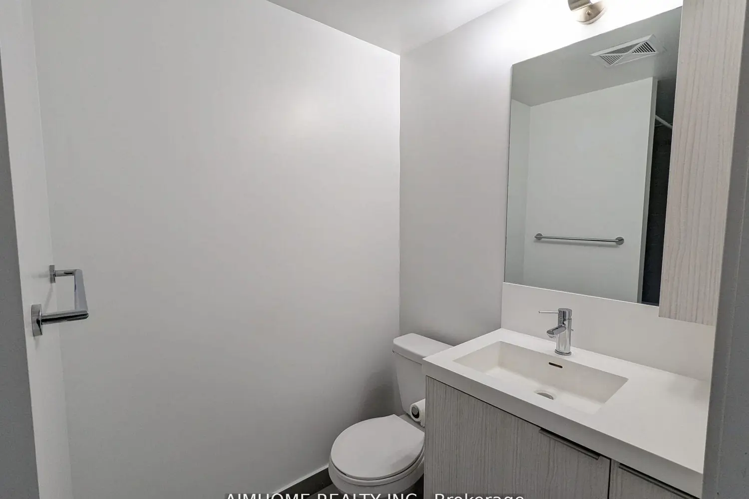 Additional image 10 of 225 Sumach Street W509