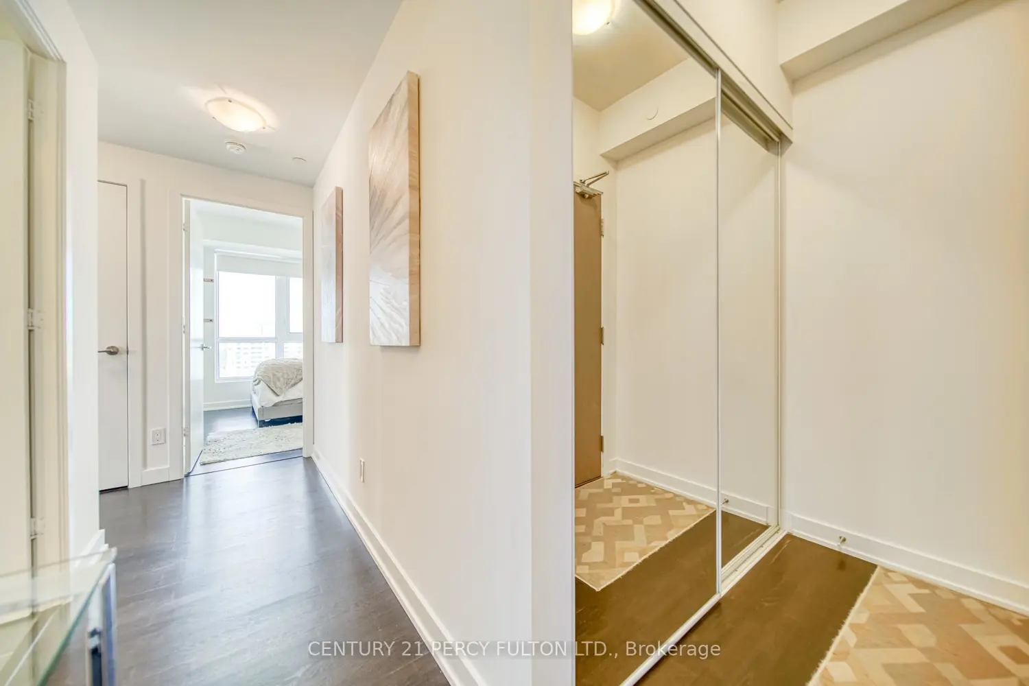 Additional image 4 of 501 St Clair Avenue 1211