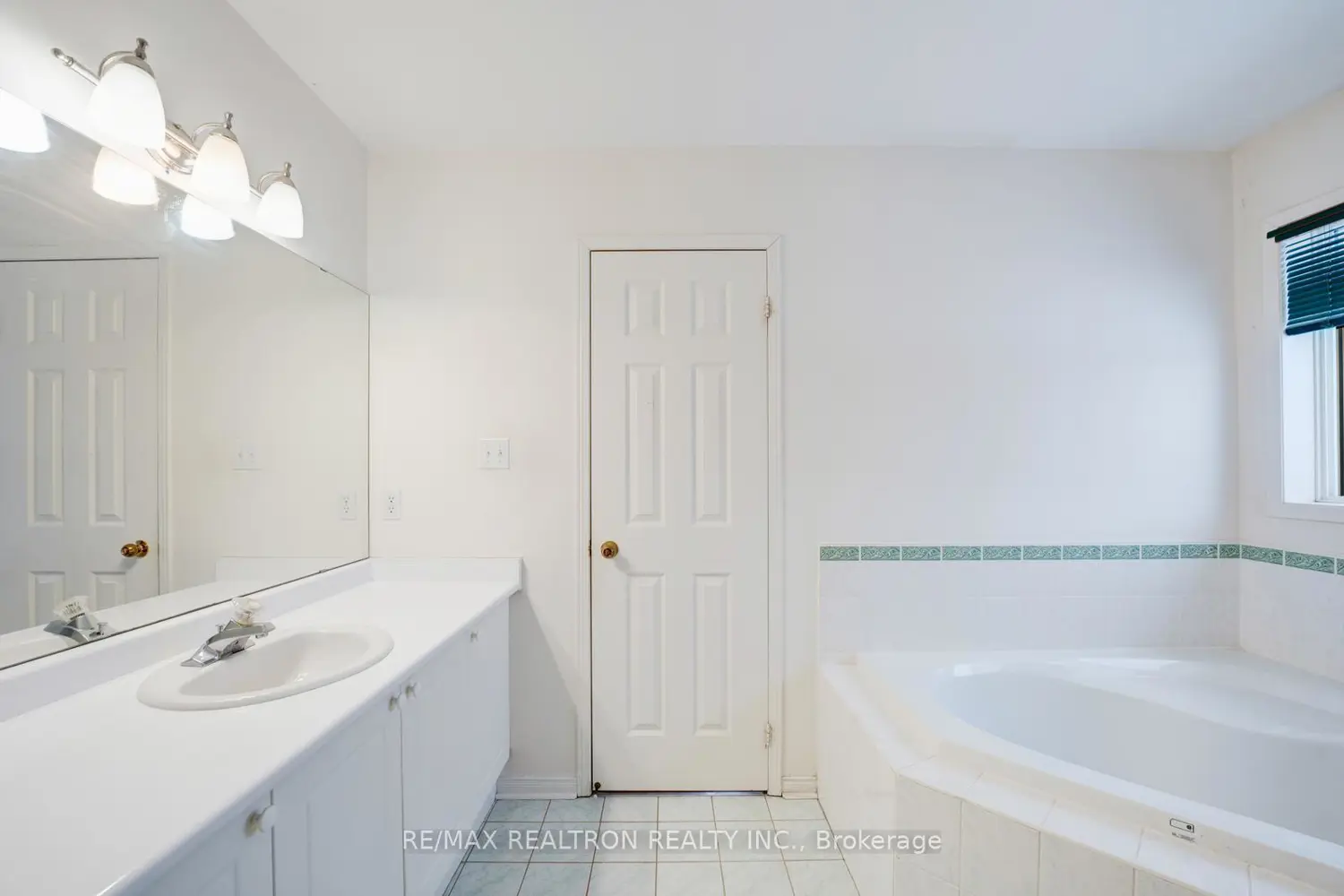 Additional image 10 of 22 Samuel Teitel Court