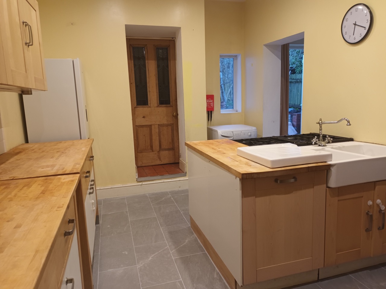 4 Bed Semi-Detached House, Parkhill Avenue, M8, N1 7GU