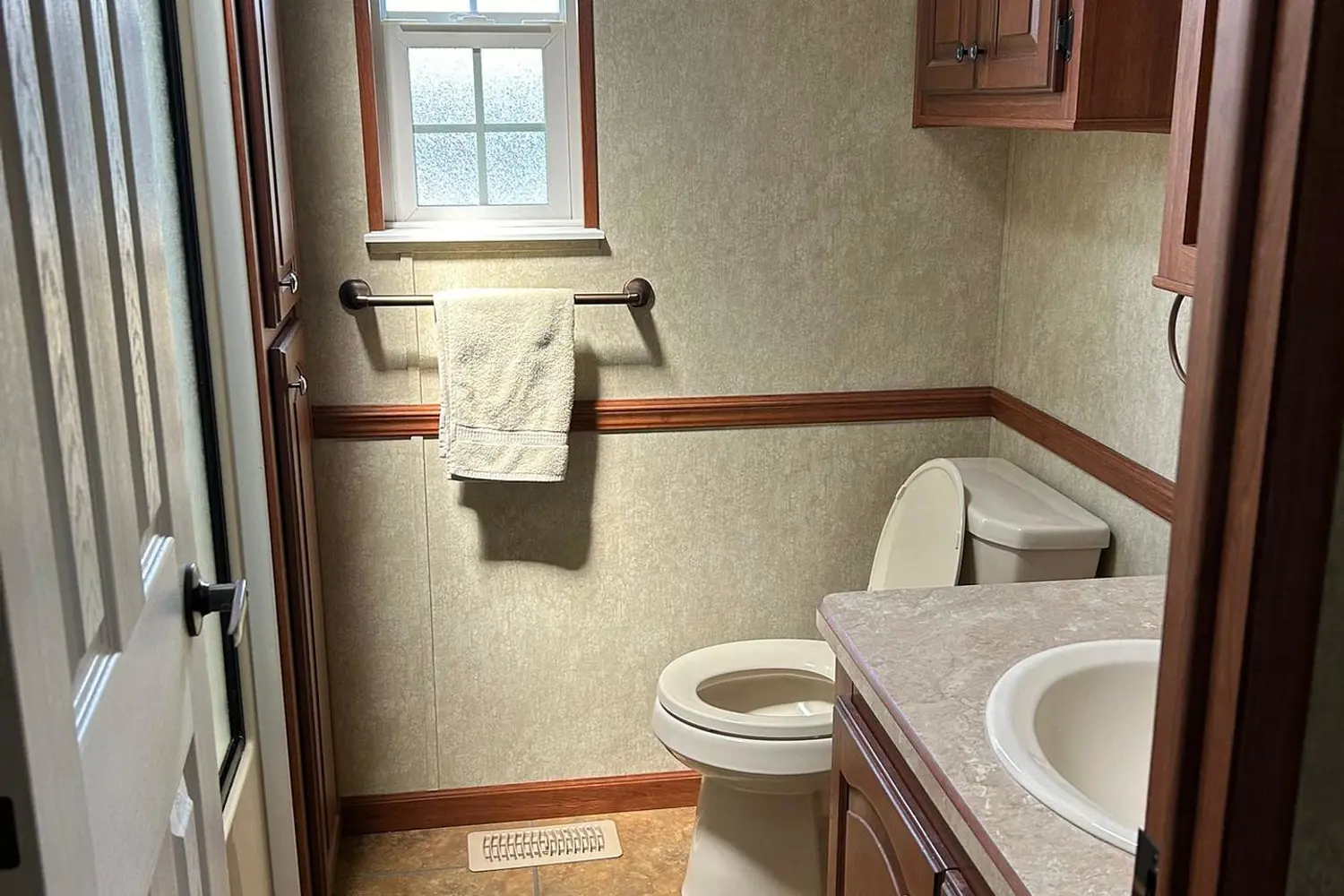 Additional image 4 of 2346 Pigeon Lake Road