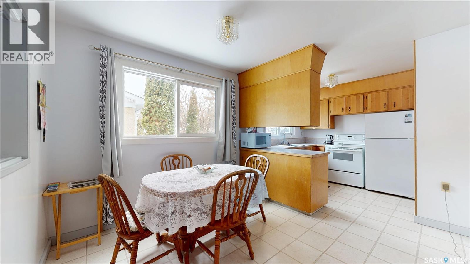 Additional image 6 of 28 Matheson Crescent, Regina, SK, S4R5C4