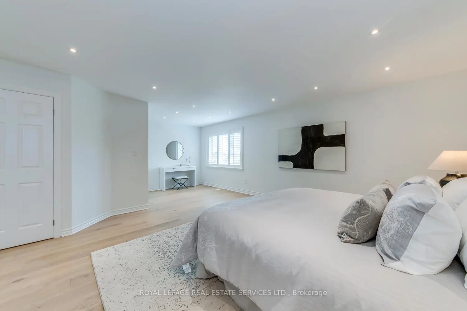 Additional image 11 of 1387 Bayshire Drive