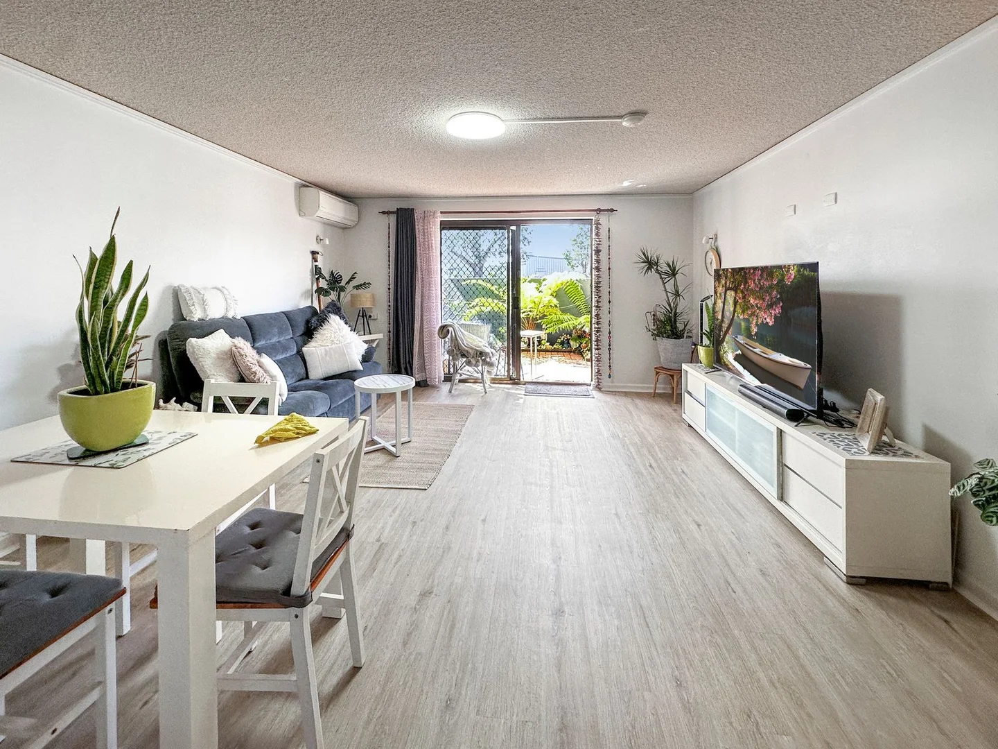 Additional image 2 of 404/100 Booner Street, 'Providence Apartments', Hawks Nest NSW 2324