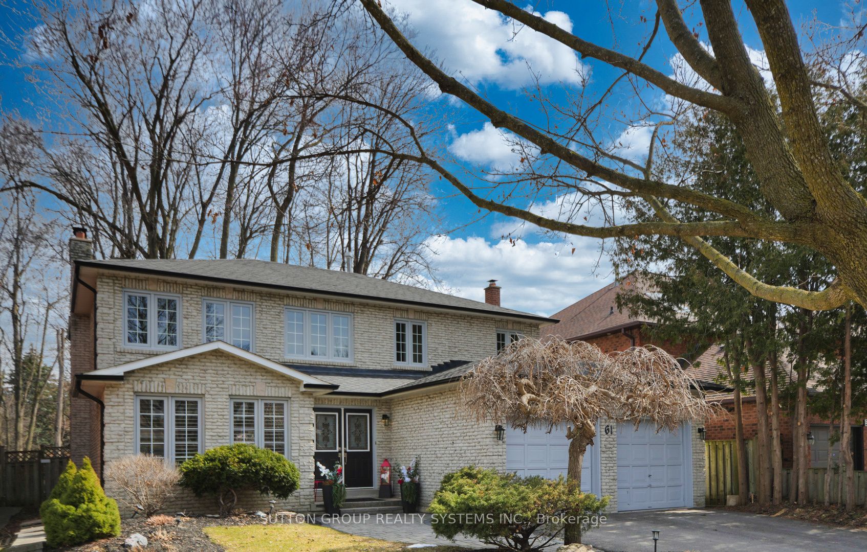 61 Somerset Crescent, Richmond Hill, ON, L4C 8N8