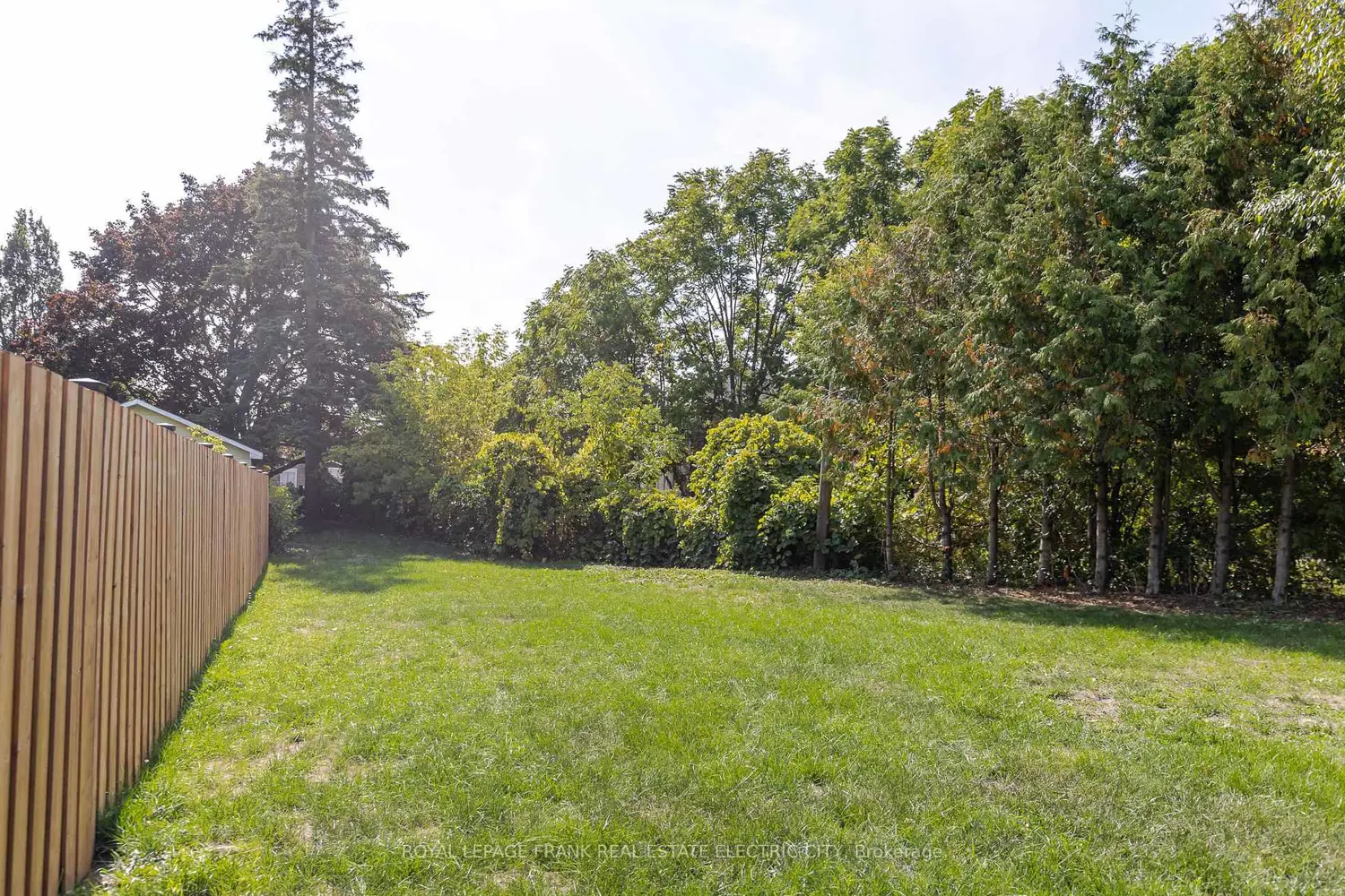 Additional image 15 of 193 Lake Street