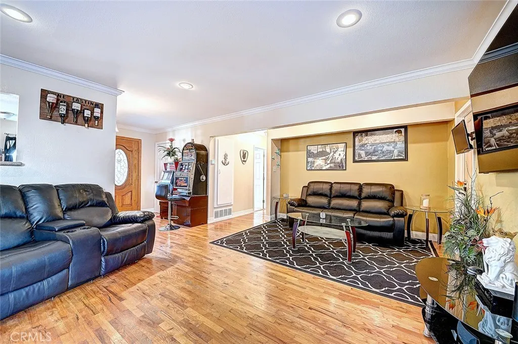 Additional image 9 of 8297 E Carburton St, Long Beach, CA 90808