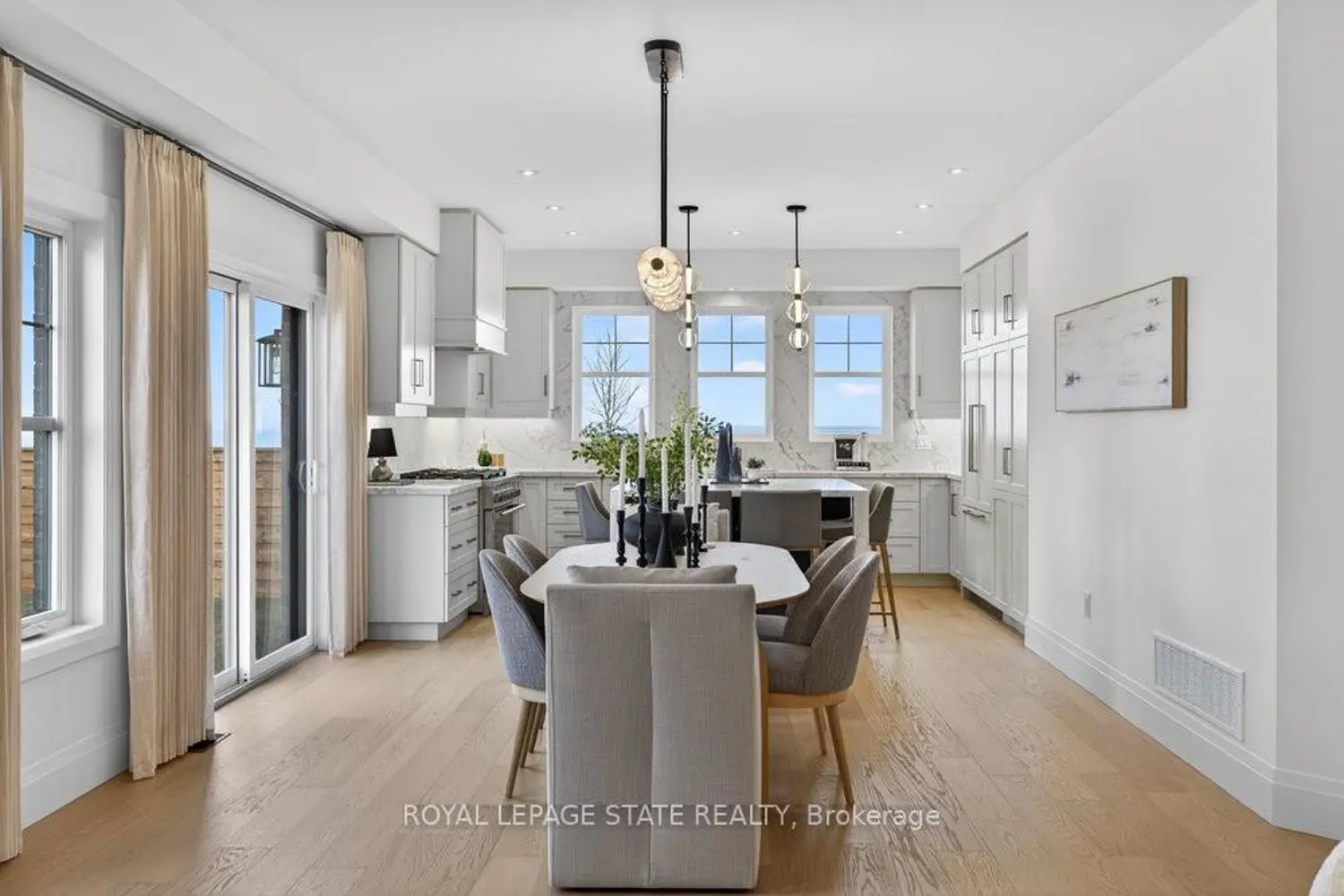 Additional image 6 of 100 Watershore Drive 7