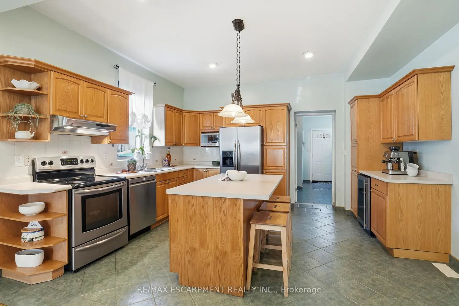 Additional image 8 of 81 Simcoe Street