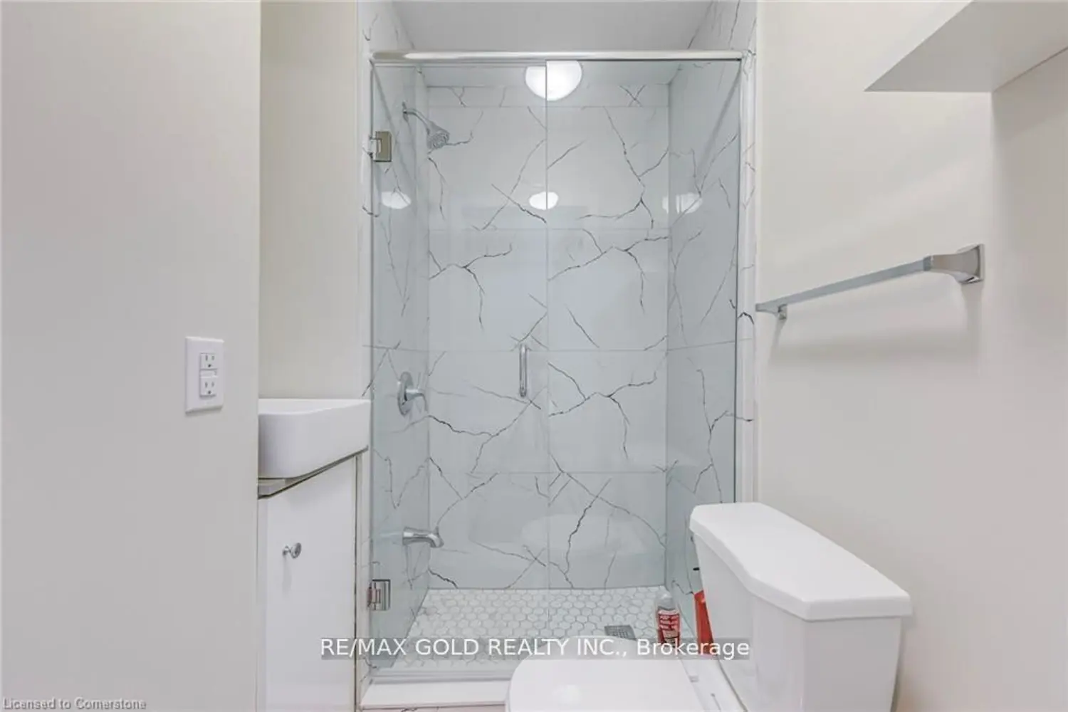 Additional image 17 of 3590 Lakeshore Road