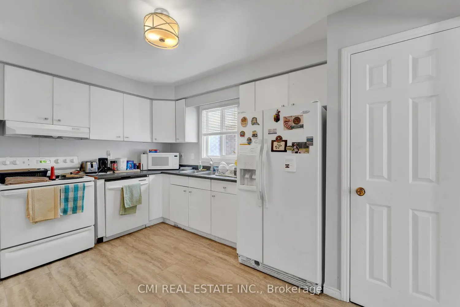 Additional image 6 of 1337 Tudor Crescent