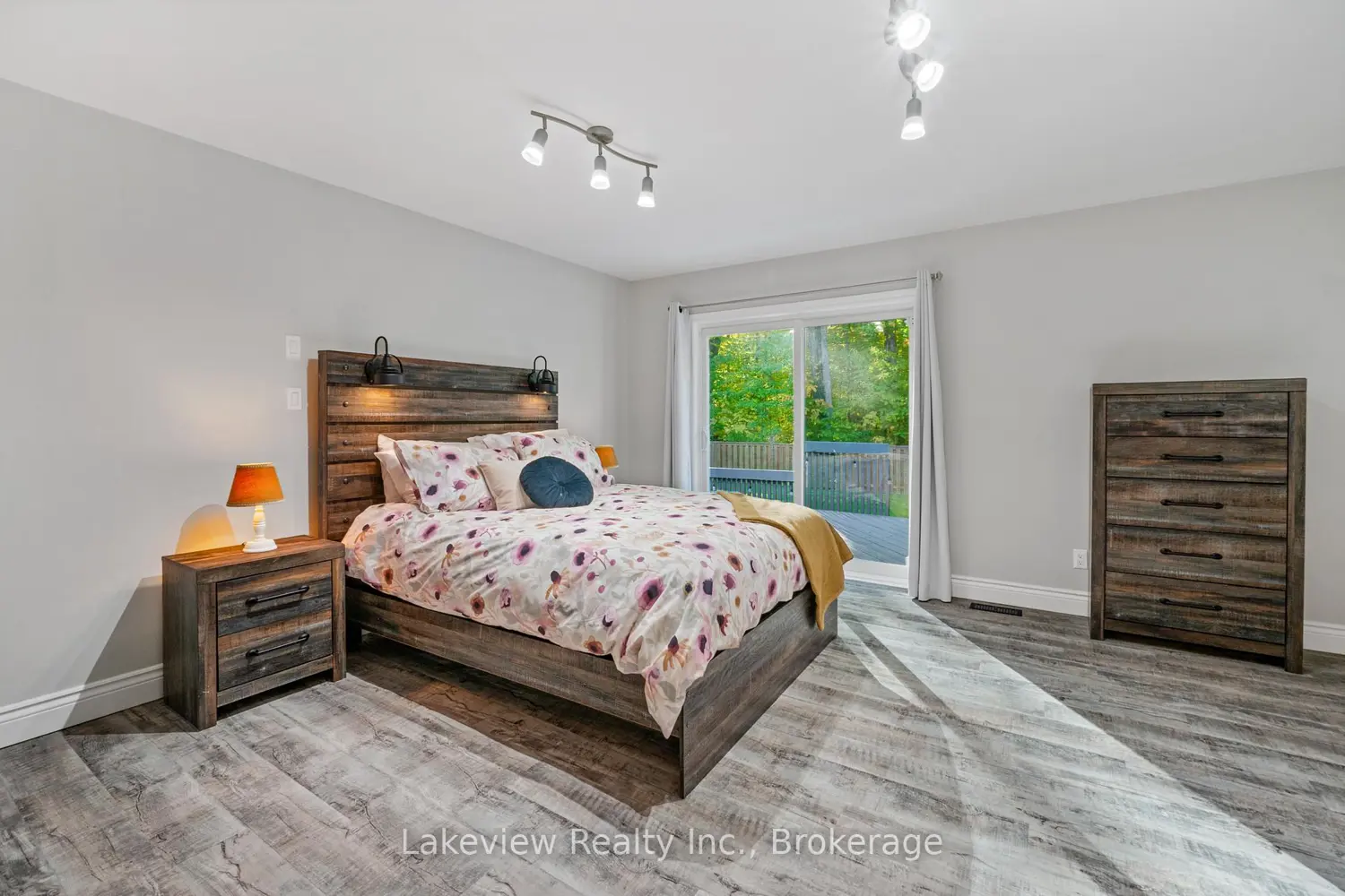 Additional image 12 of 3914 Rosemary Lane