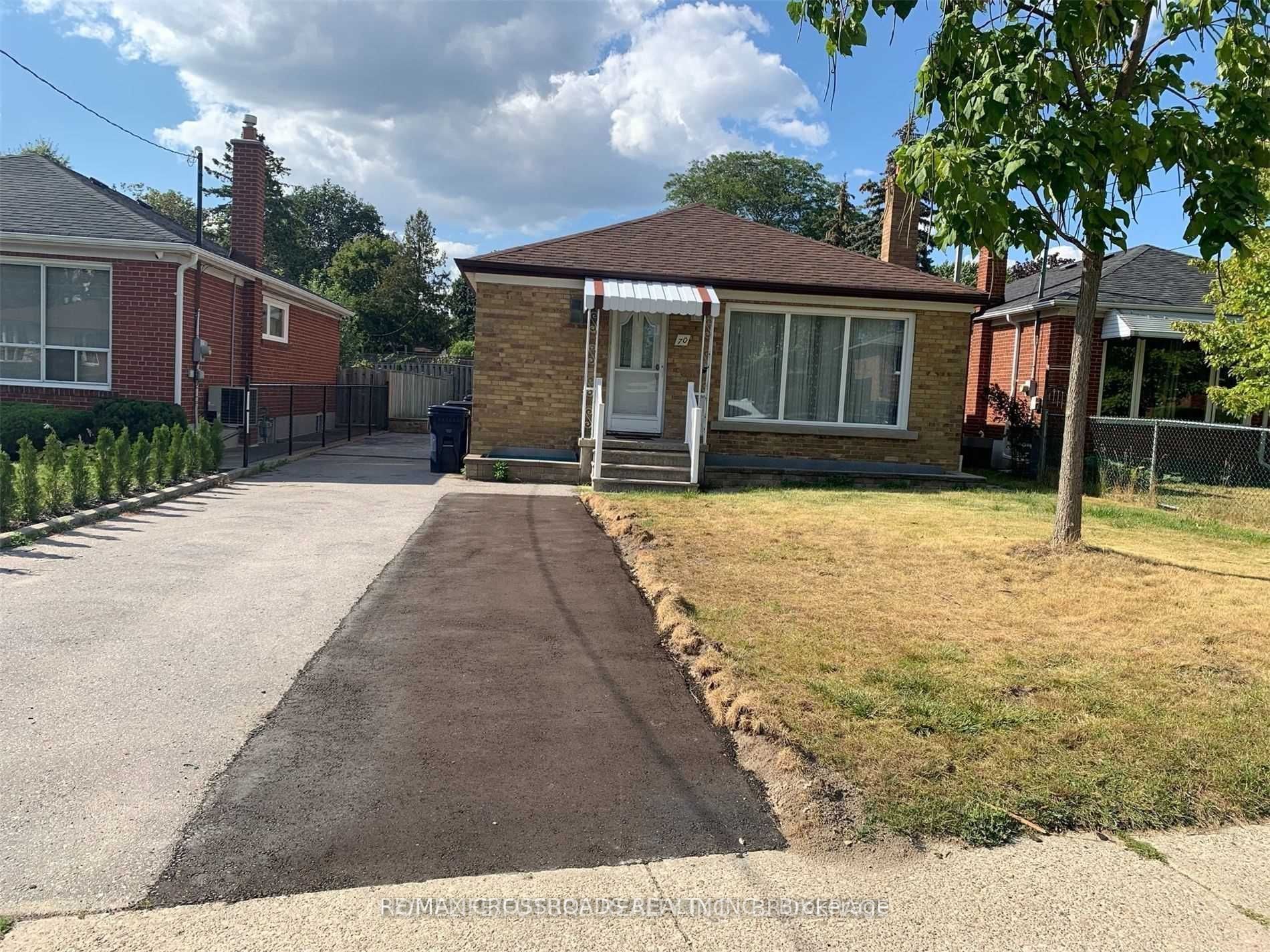 70 Seminole Avenue, Toronto, ON, M1J 1N4