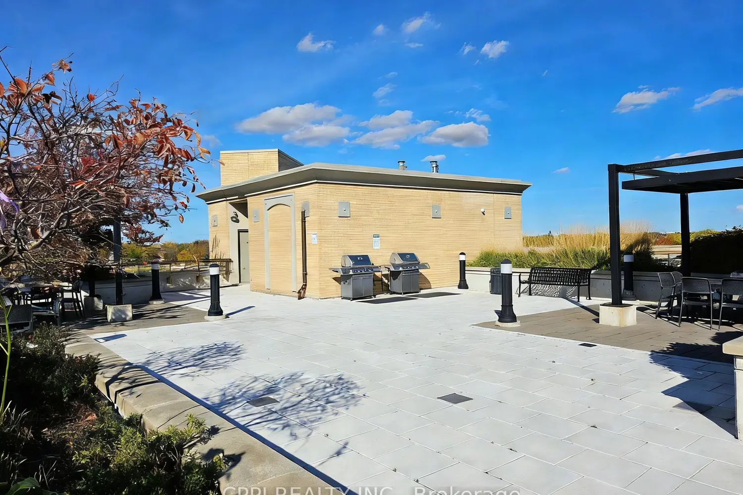 Additional image 5 of 68 Main Street 329