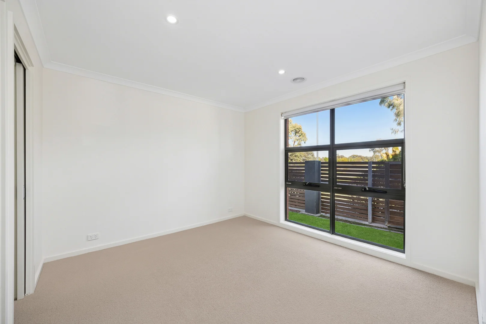 Additional image 7 of Forde ACT 2914