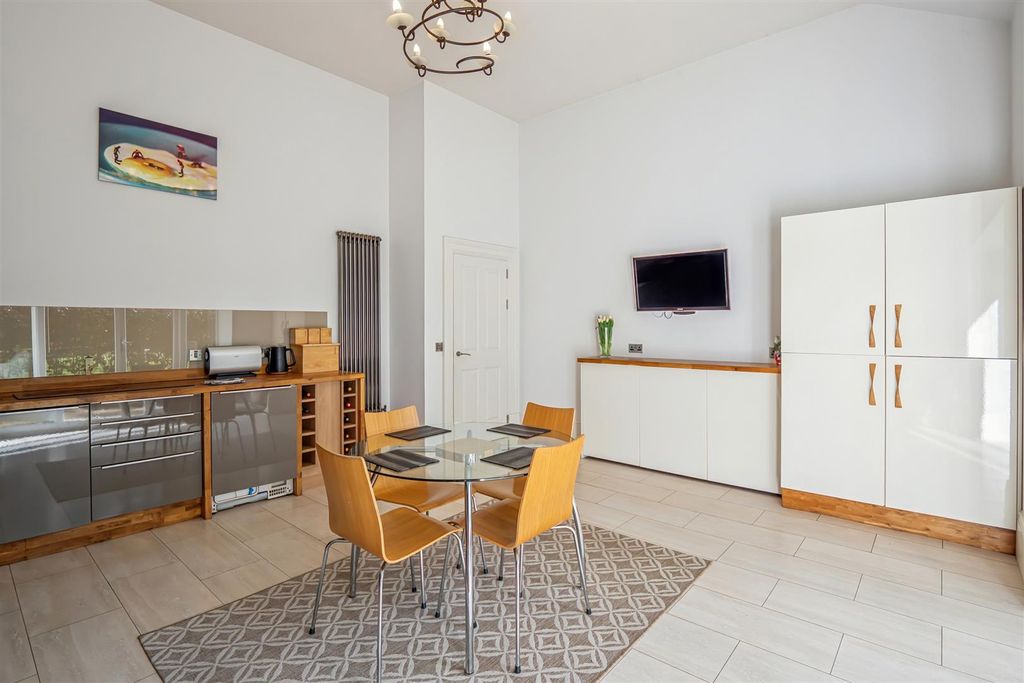 Additional image 47 of 3 bed flat for saleHelenslee Road, Dumbarton G82