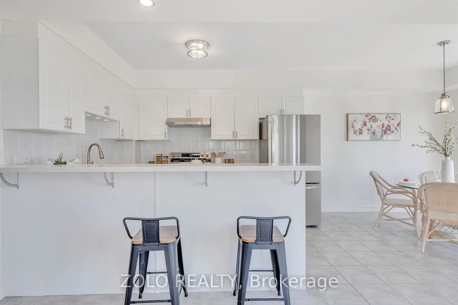 Additional image 12 of 395 Lakebreeze Drive 301