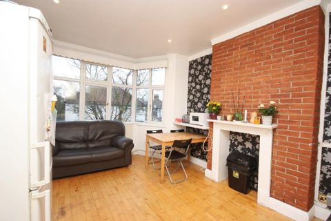 Long Drive, East Acton, London W3