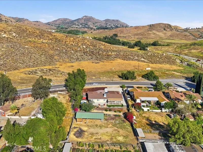 Additional image 83 of 1826 Hillside Ave, Norco, CA 92860