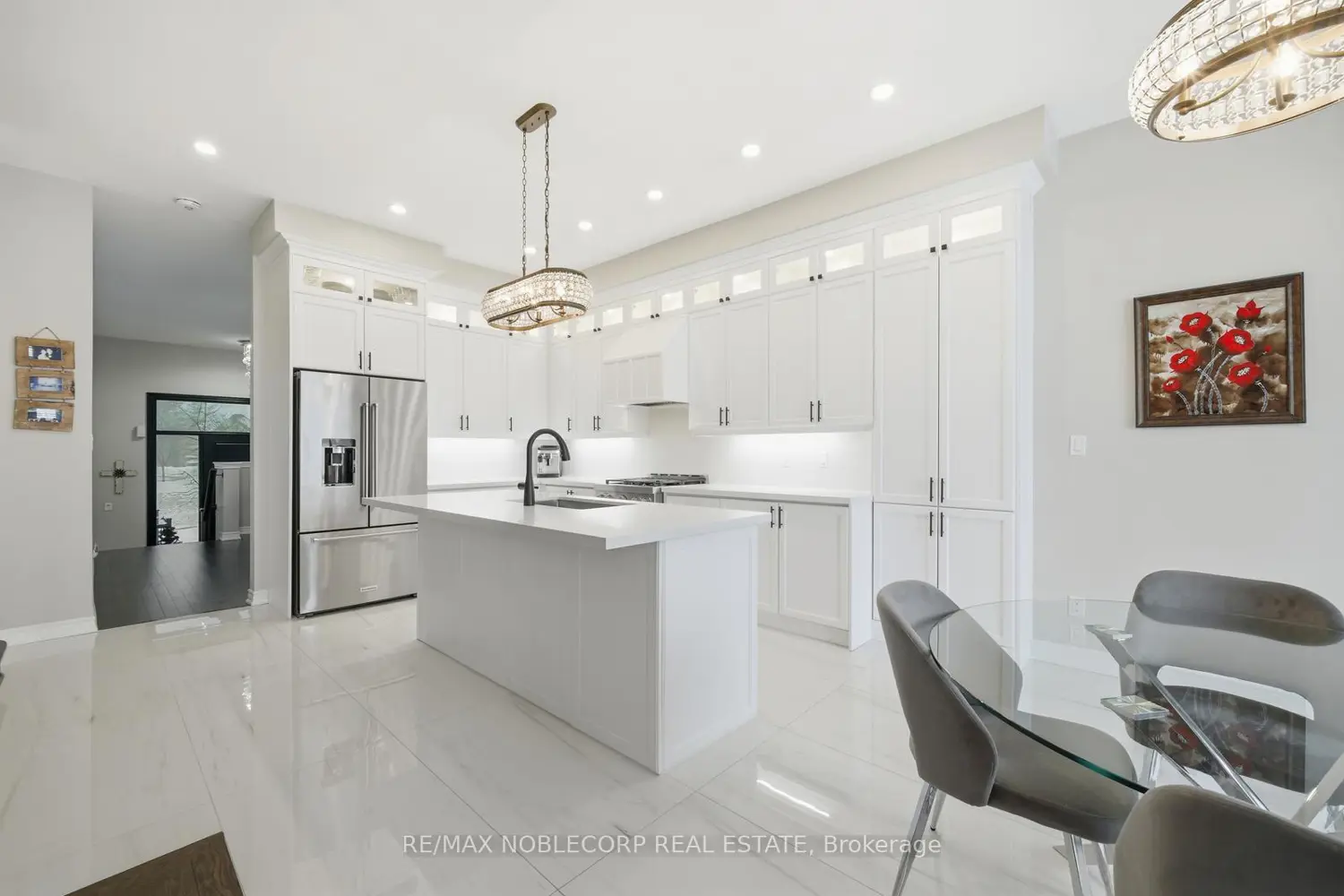 40 Pierce Place photo 3