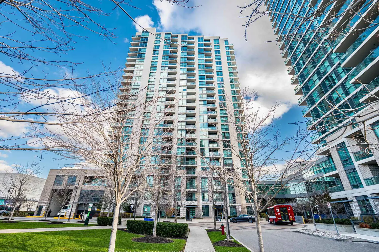 205 Sherway Gardens Road 105