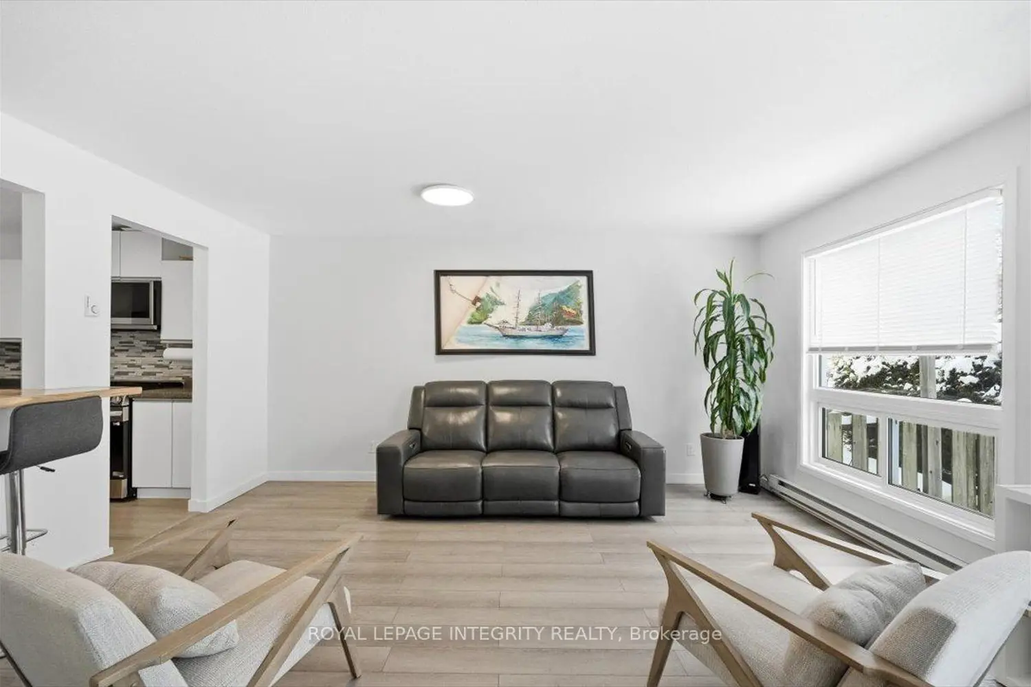 Additional image 10 of 1985 Woods Street