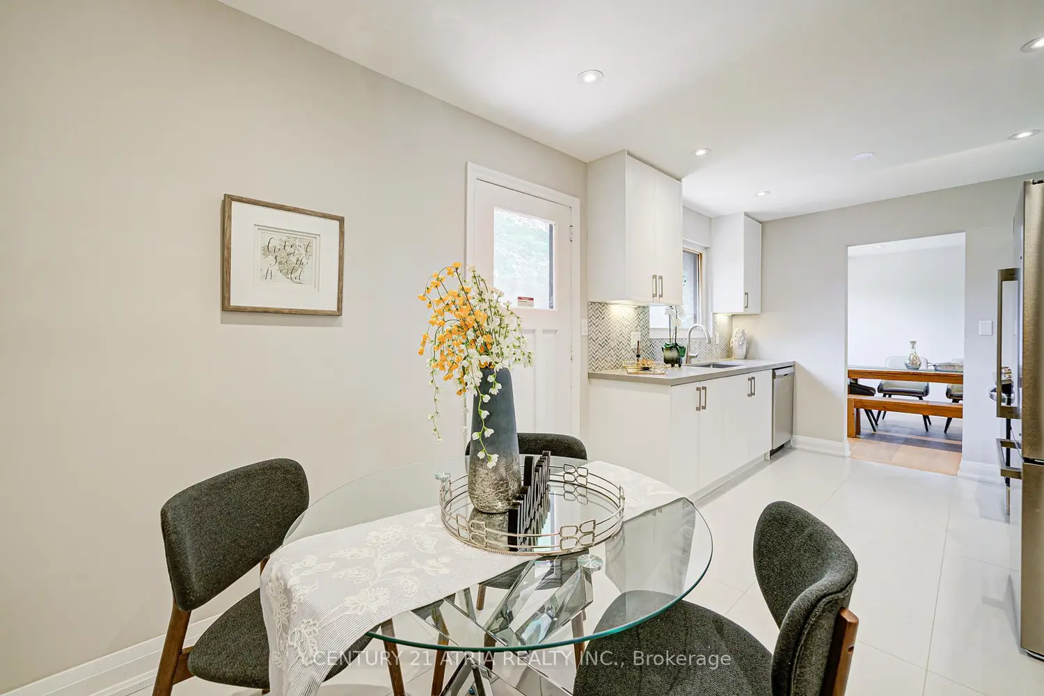 Additional image 8 of 190 Romfield Circuit