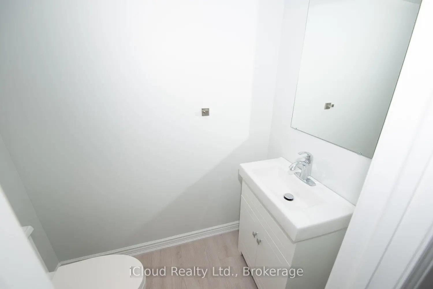 Additional image 13 of 27 Briarwood Drive