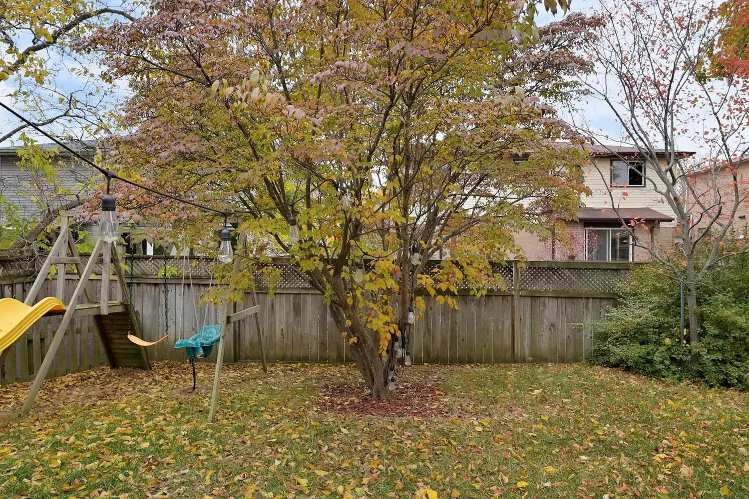 Additional image 18 of 3453 Hannibal Road