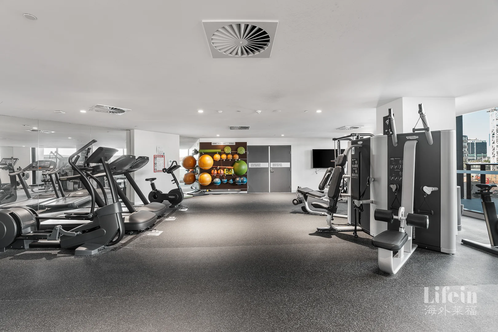 Additional image 12 of 1803/915 Collins Street, Docklands VIC 3008