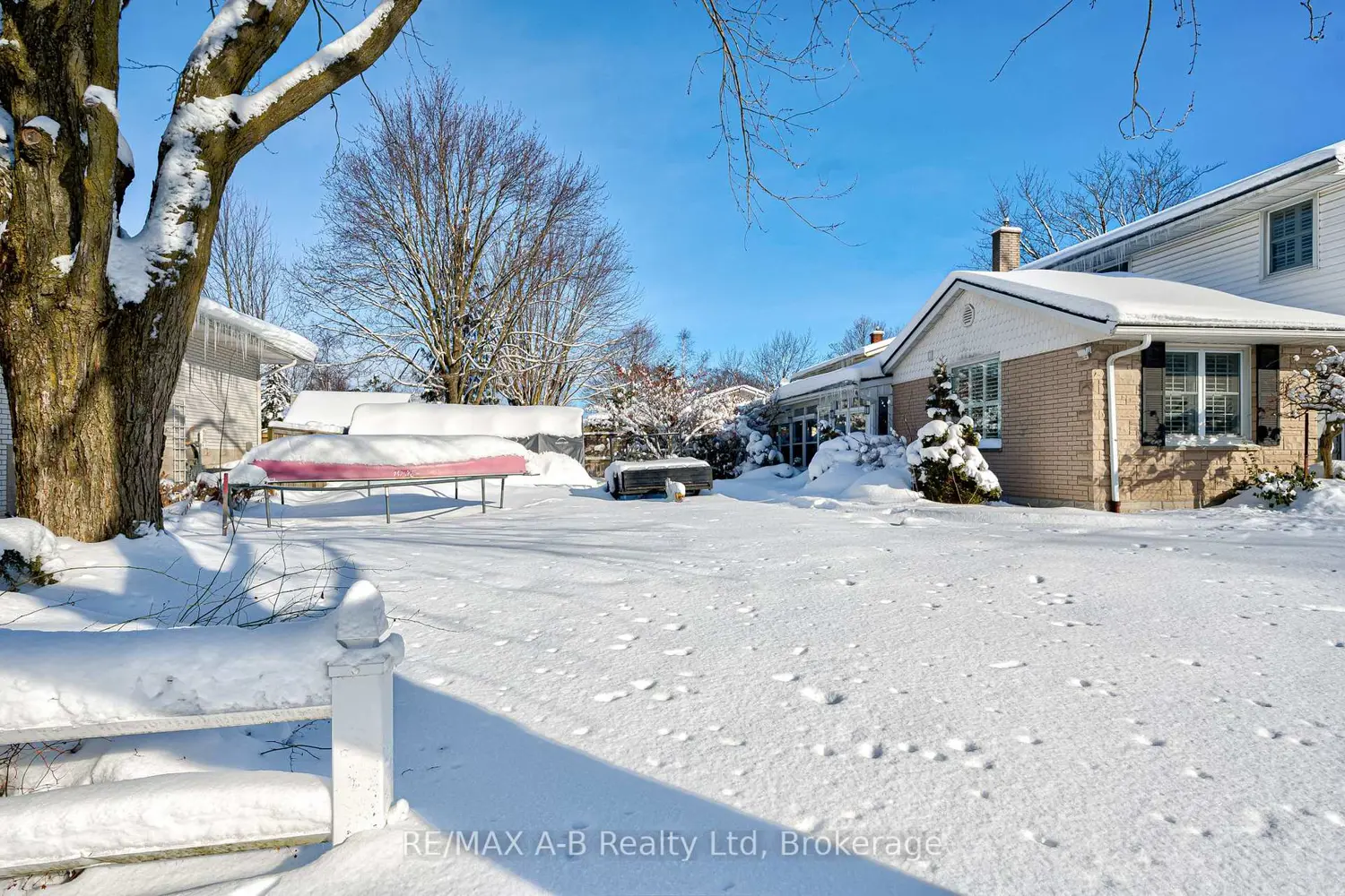 Additional image 16 of 248 Huntingdon Avenue