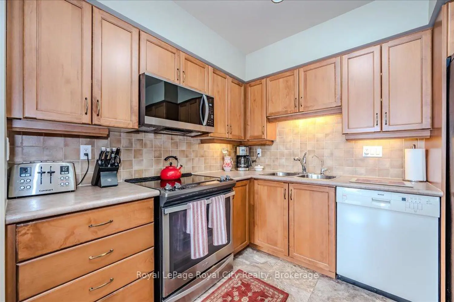 Additional image 12 of 65 Bayberry Drive 401