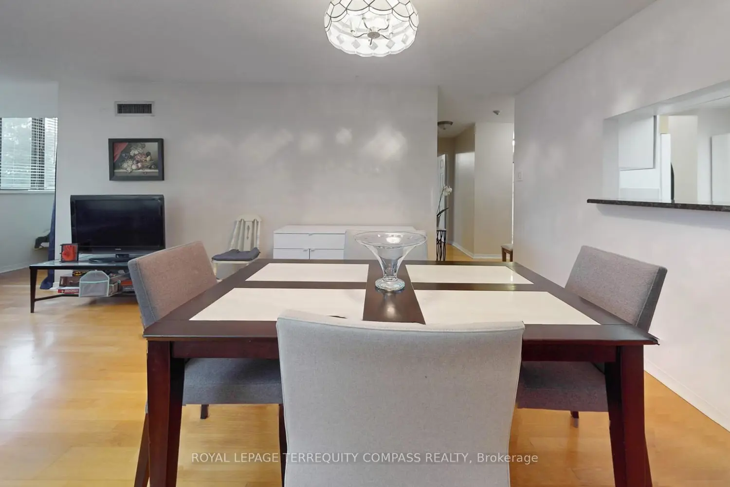 Additional image 8 of 1155 Bough Beeches Boulevard 208