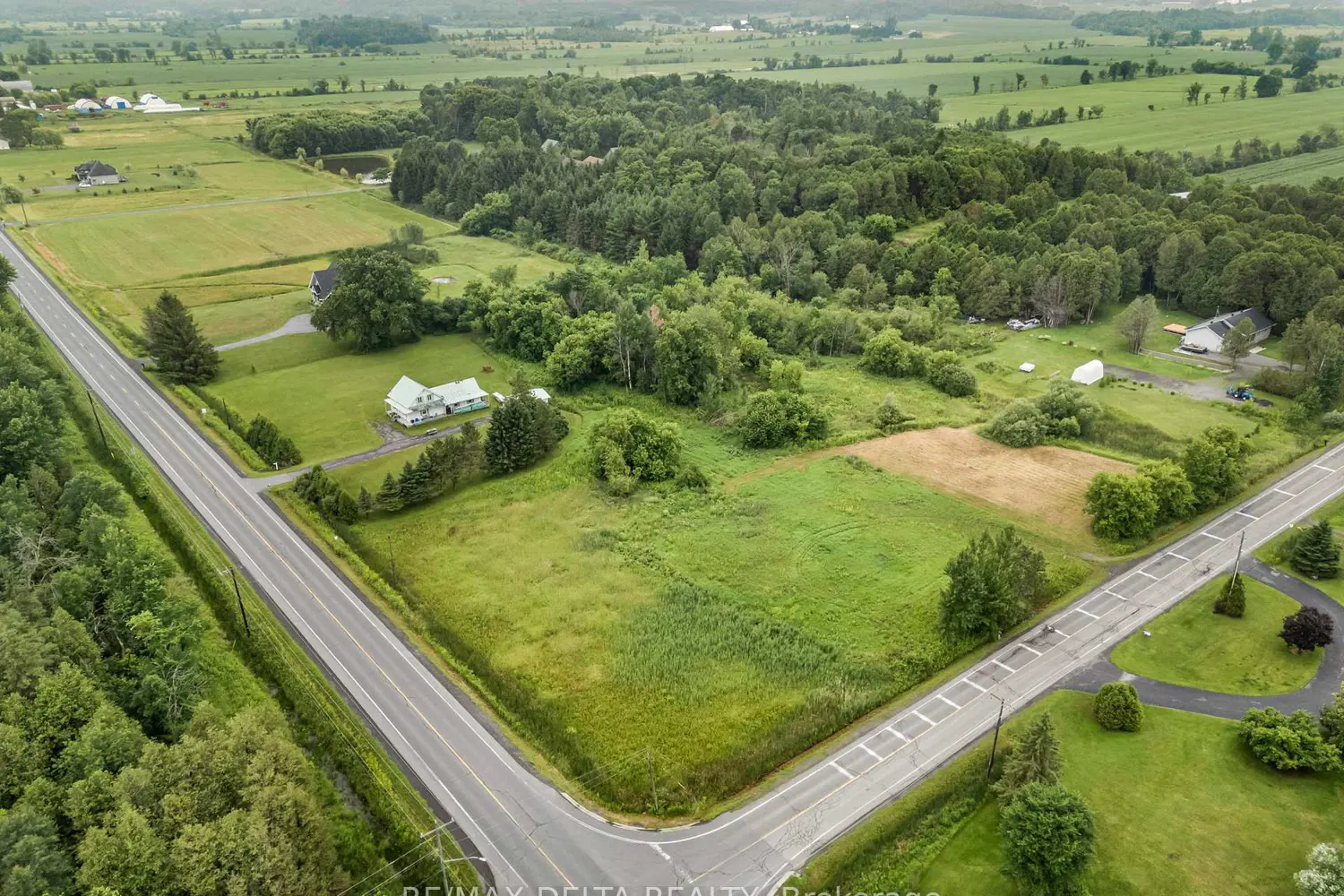 Additional image 3 of Pt Lt 1 Con 6 Road