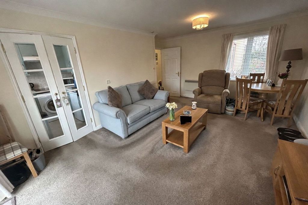 Additional image 6 of 2 bed flat for saleHeol Gouesnou, Brecon LD3