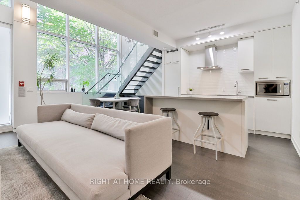 Additional image 3 of 118-455 Front Street E, Toronto, ON, M5A 0G2