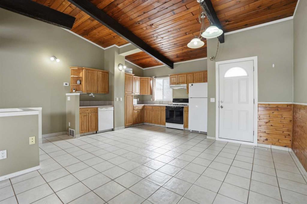Additional image 6 of 107 Pinemont Bay NE, Calgary, AB, T1Y 2V7