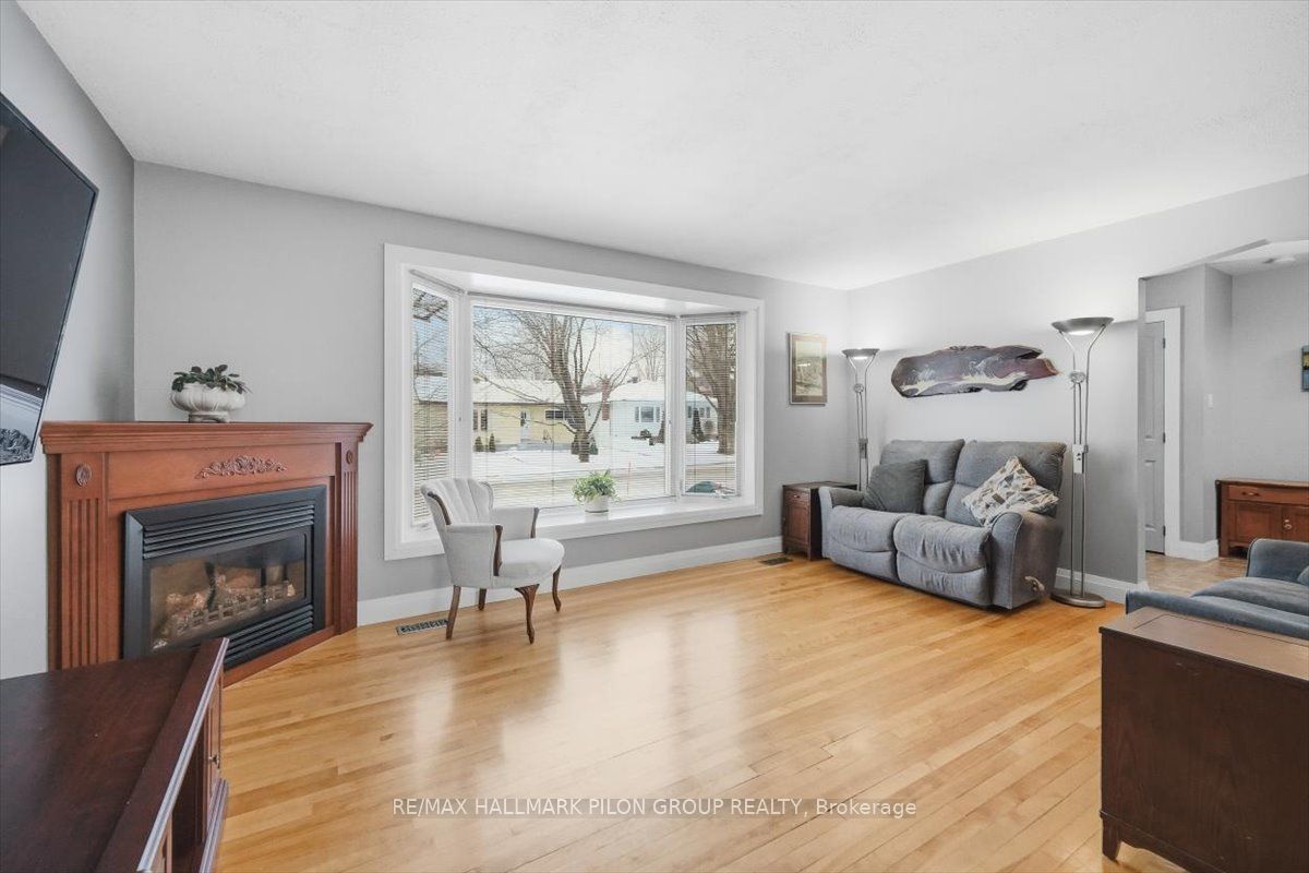 Additional image 5 of 962 Weston Drive, Ottawa, ON, K1G 1X2