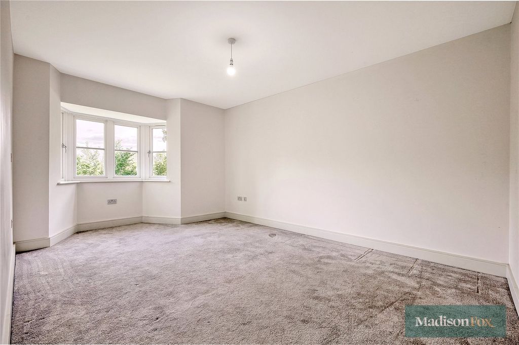 Additional image 27 of 5 bed detached house for saleHigh Road, Chigwell, Essex IG7