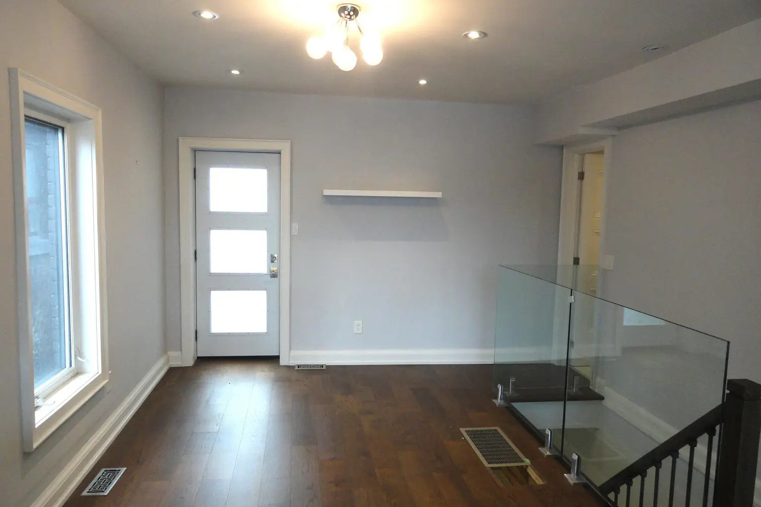 Additional image 16 of 33 Edwin Avenue