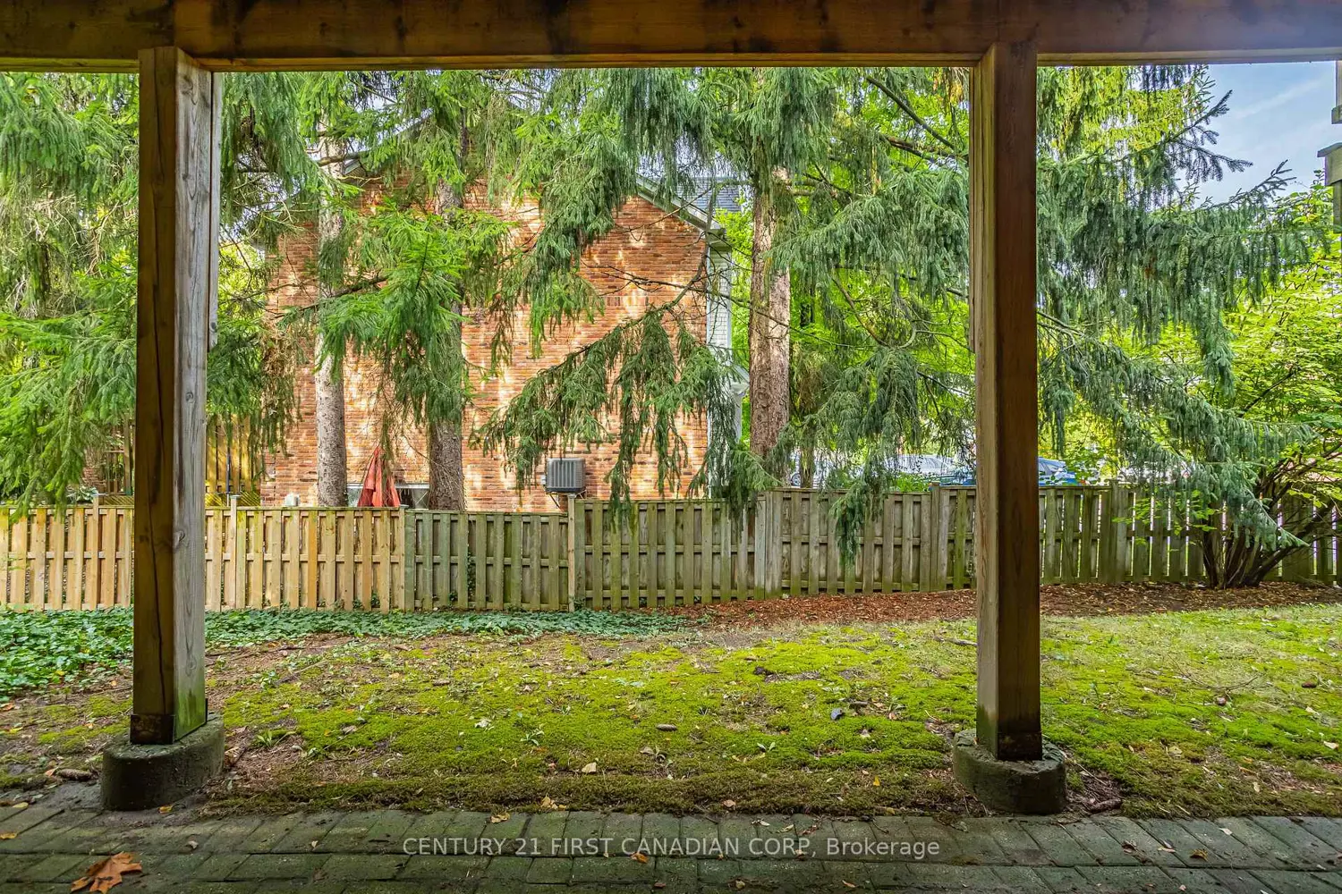 Additional image 16 of 1399 Commissioners Road 30