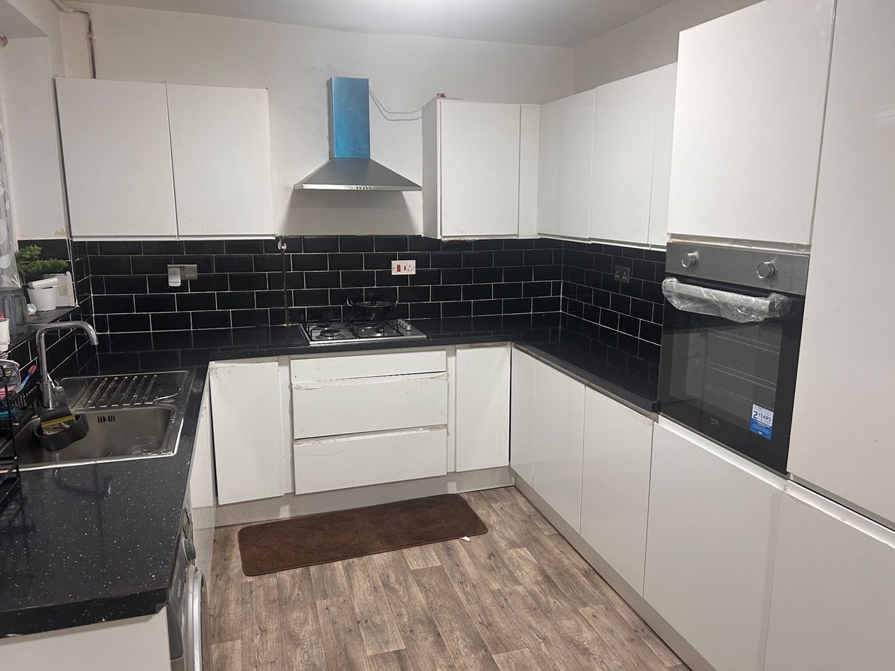 Additional image 2 of Room in a Shared House, Gill St, M9, N1 7GU