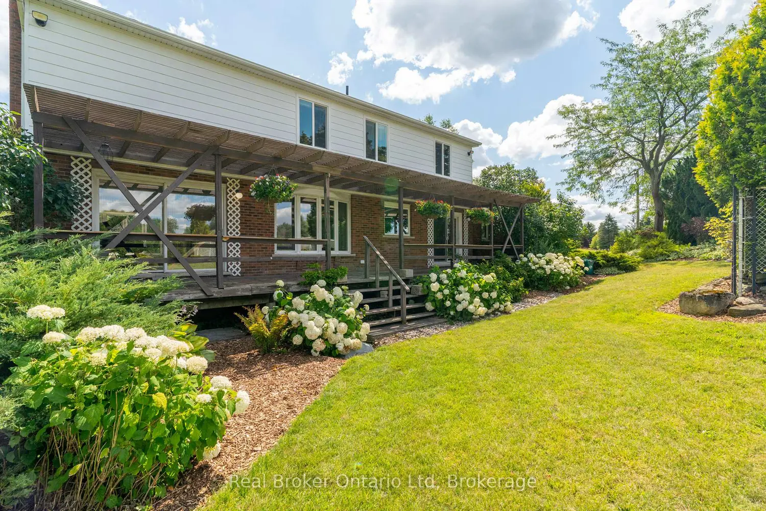 Additional image 17 of 4502 Wellington Road 35 Road