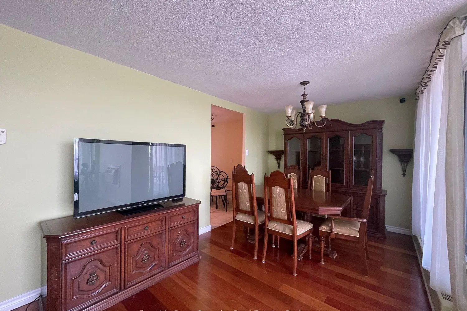 Additional image 10 of 2556 Argyle Road 805