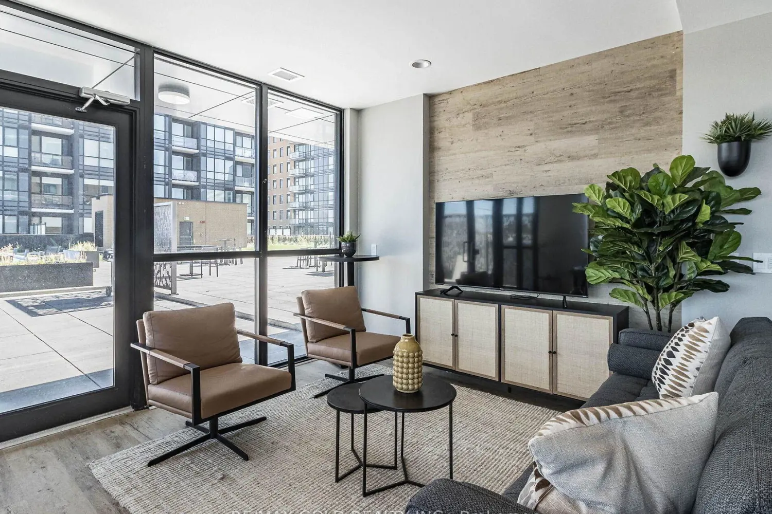 Additional image 20 of 108 Garment Street 1011