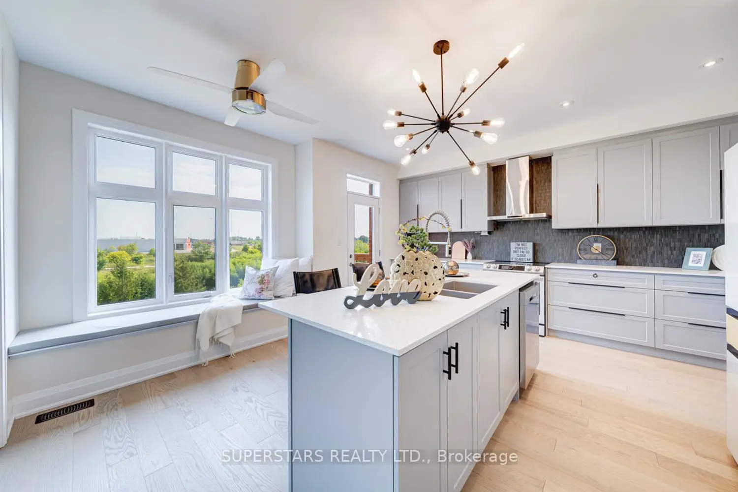 Additional image 7 of 33 John Dallimore Drive