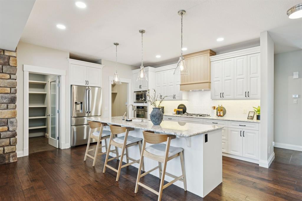 Additional image 4 of 136 Aspen Dale Way SW, Calgary, AB, T3H 0S1