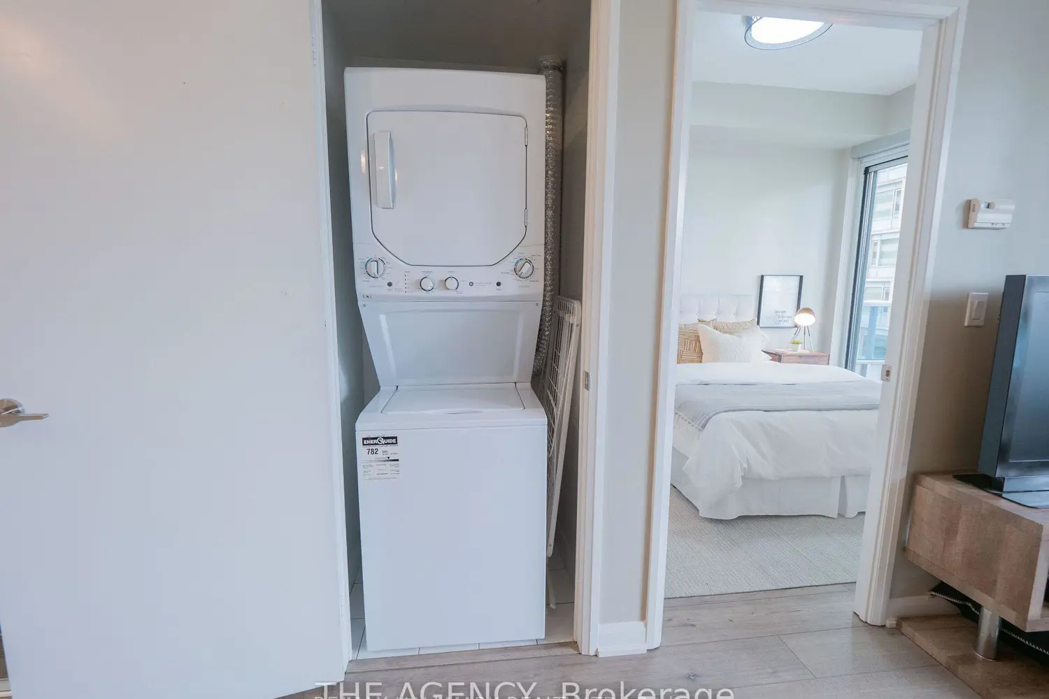 Additional image 12 of 500 Sherbourne Street 507