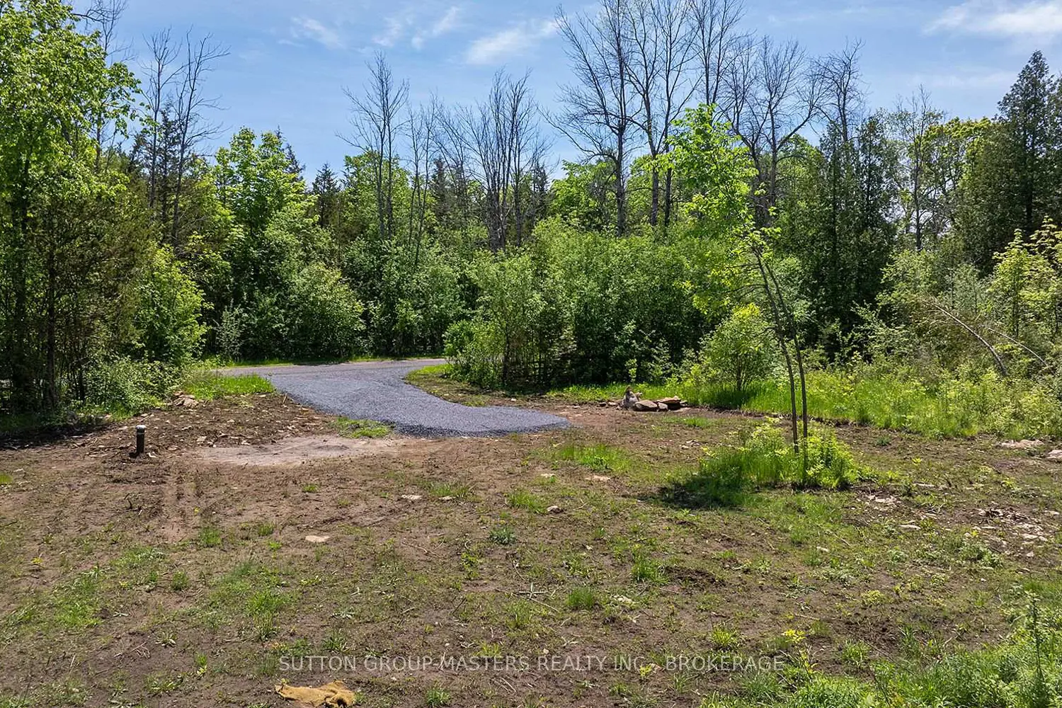 Additional image 19 of 103 Estis Road