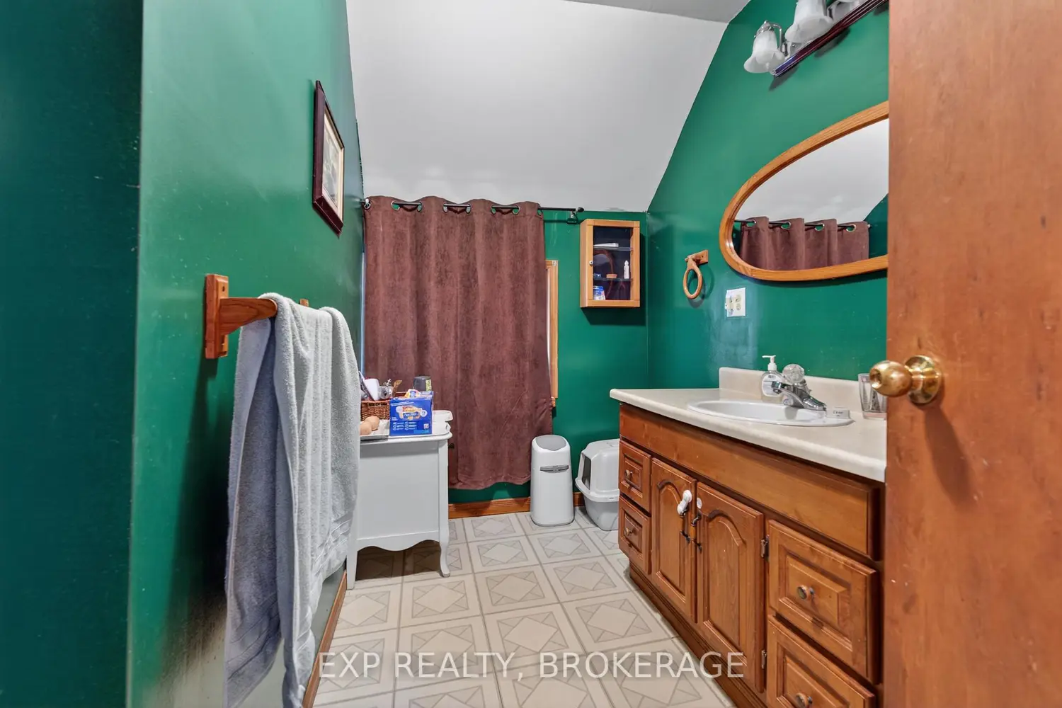 Additional image 11 of 2295 Sydenham Road